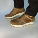 21332 Ανδρικά παπούτσια Boxer σε χρώμα ταμπά με άσπρη σόλα. - Image 7