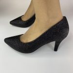 202-5 - Μαύρη Γόβα σε μεγάλα νούμερα με γκλίττερ.