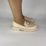 Q5-11 Μπέζ Loafer με χρυσή λεπτομέρεια στο πάνω μέρος. - Image 8