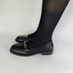 19-1 Μαύρο Loafer με χρυσή λεπτομέρεια στο πάνω μέρος. - Image 8
