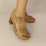 3171 μπέζ πεδιλο με τοκά