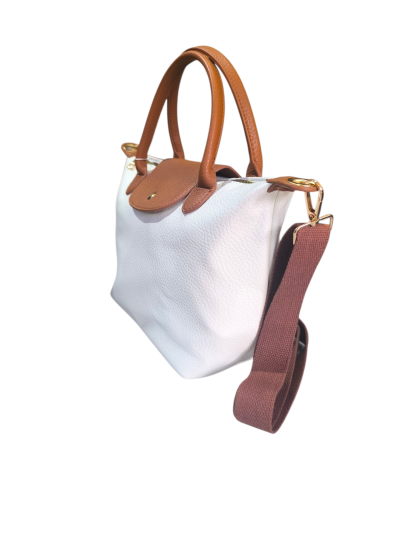 25221 τσάντα σε δερμάτινη  χιαστί σε άσπρη