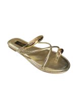 7G25 Σανδάλια με λουράκια & toe-ring σε χρυσό